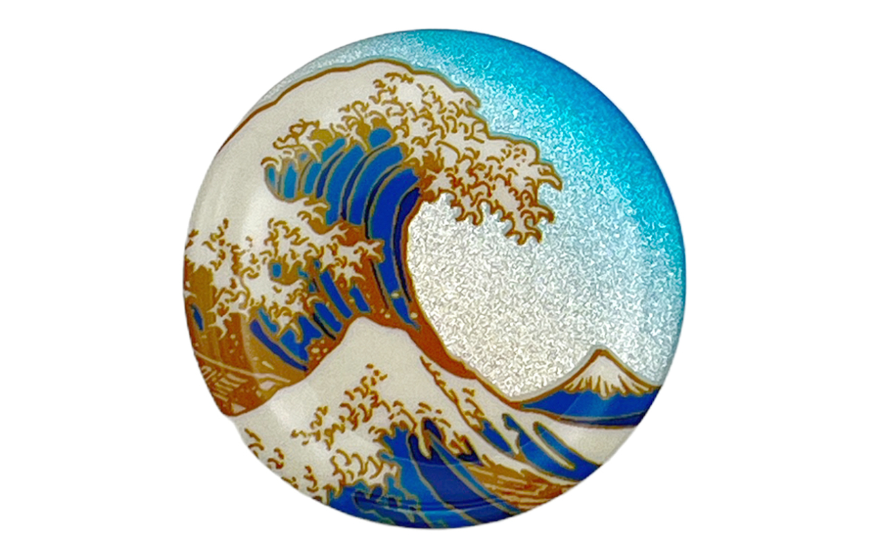 和風缶バッチ（浪裏）