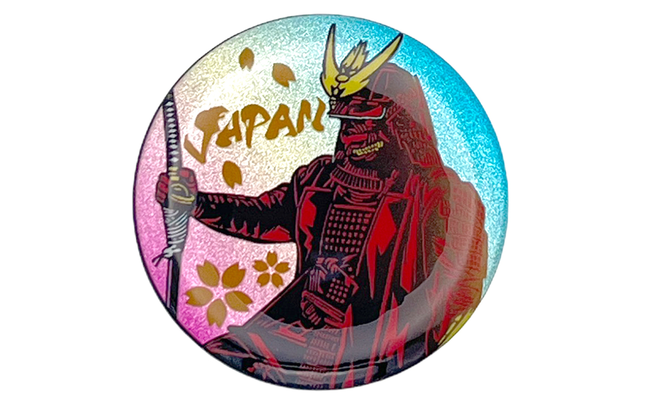 和風缶バッチ（赤将軍）