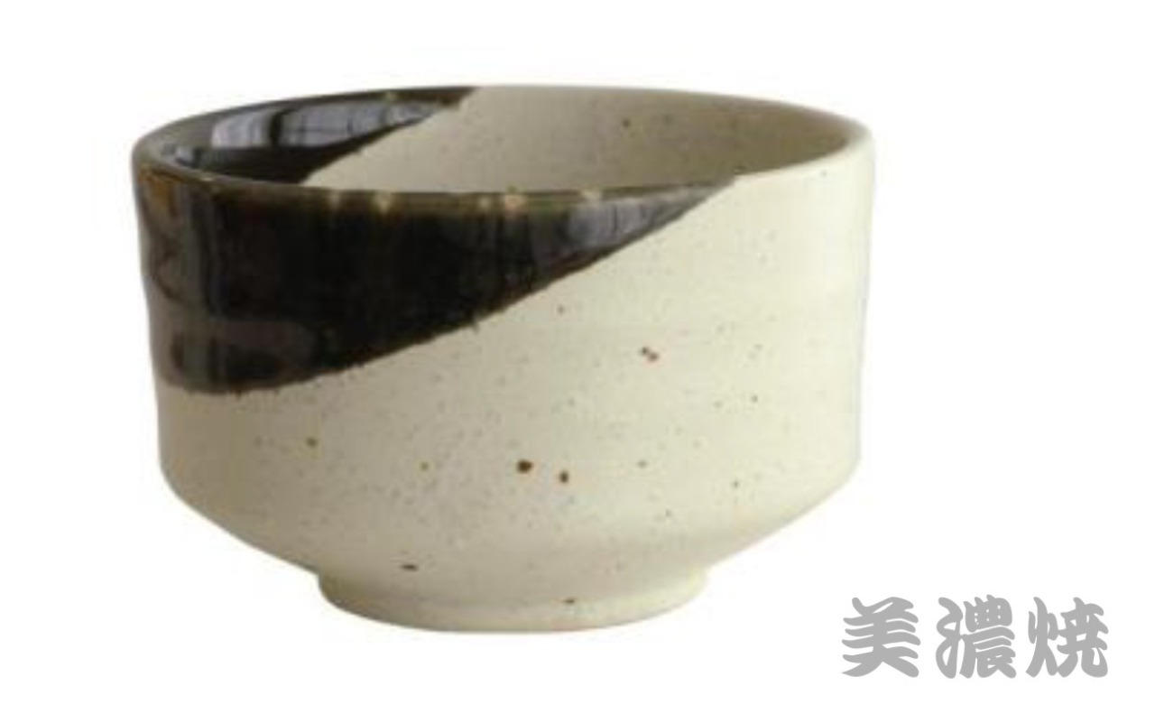 抹茶碗（織部塗分け）