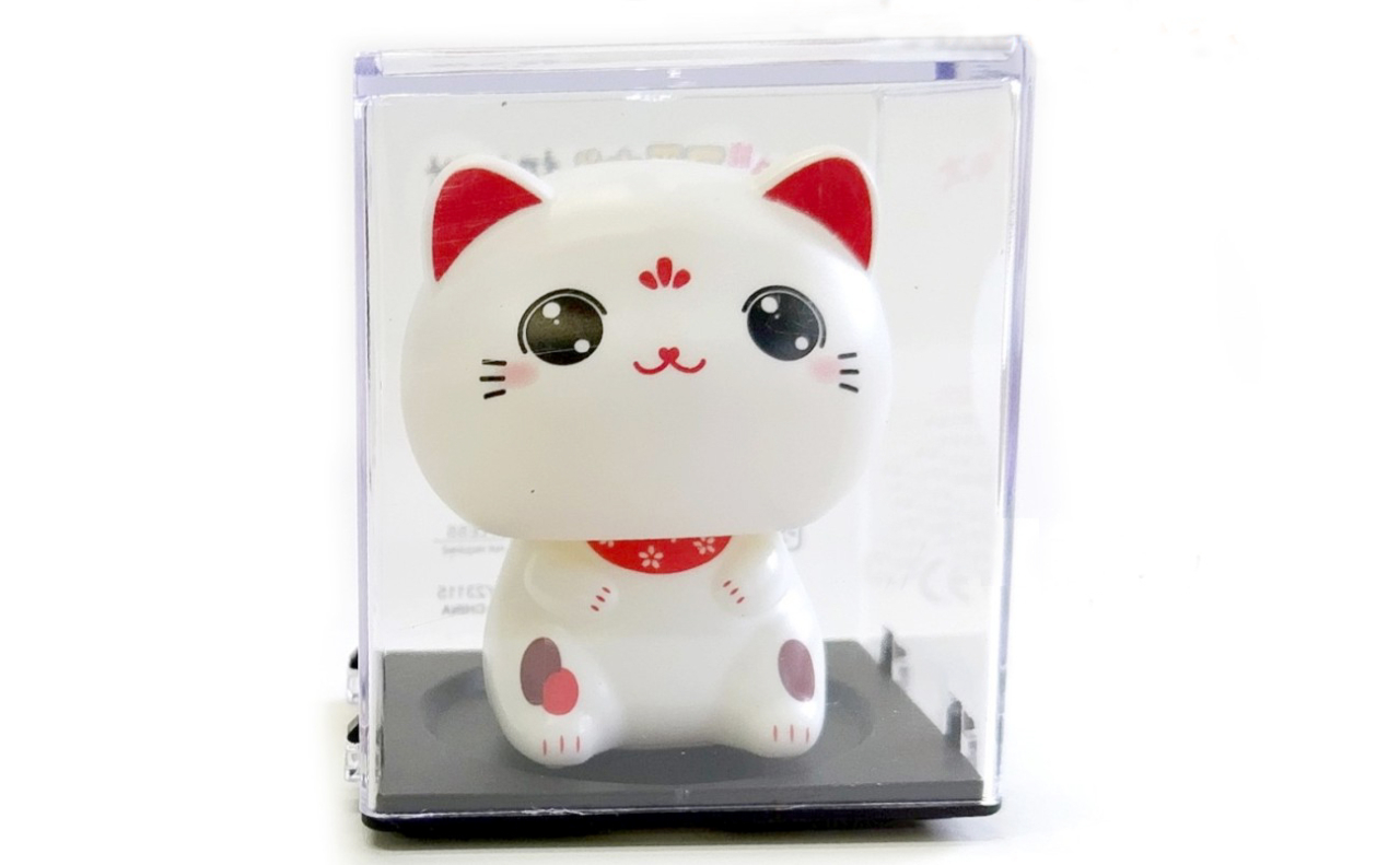 ソーラ招き猫（ぱっちり）